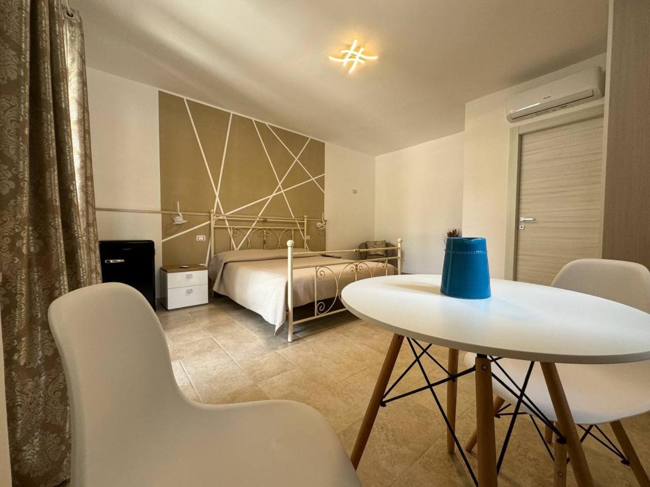 Allivigne Rooms & Pool بولينيانو آ ماري المظهر الخارجي الصورة